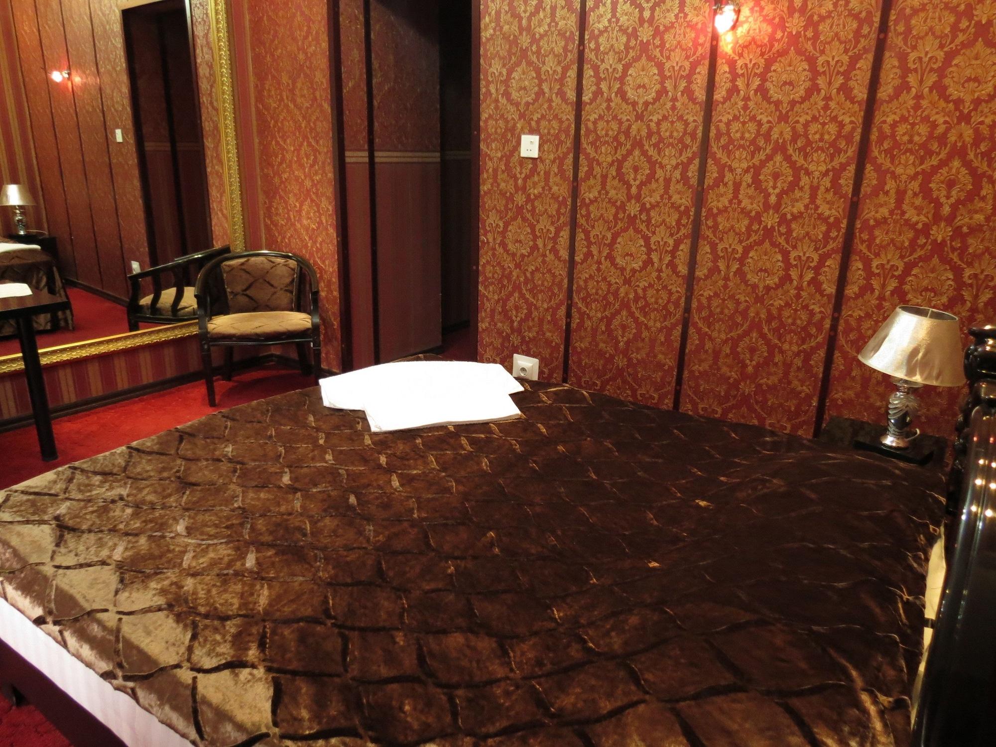 Bella Donna Hotel 3*